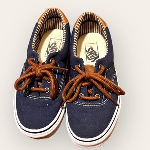Vans boat shoes women size 7